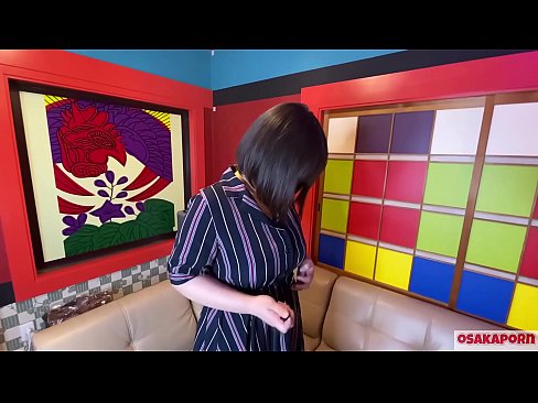 ❤️ Cutie Japanese nwere nnukwu nnụnnụ tit na-eji ihe ụmụaka egwuri egwu na-enwe mmekọahụ na-emetọ onwe ya ma nwee orgasm. Ọ na-ekwu na N'ajụjụ ọnụ banyere ya iberibe ahụmahụ. Nnukwu nnụnnụ tit na ọtụ ntutu na-asụ ude nke ukwuu. Osakaporn Anal porn ❌